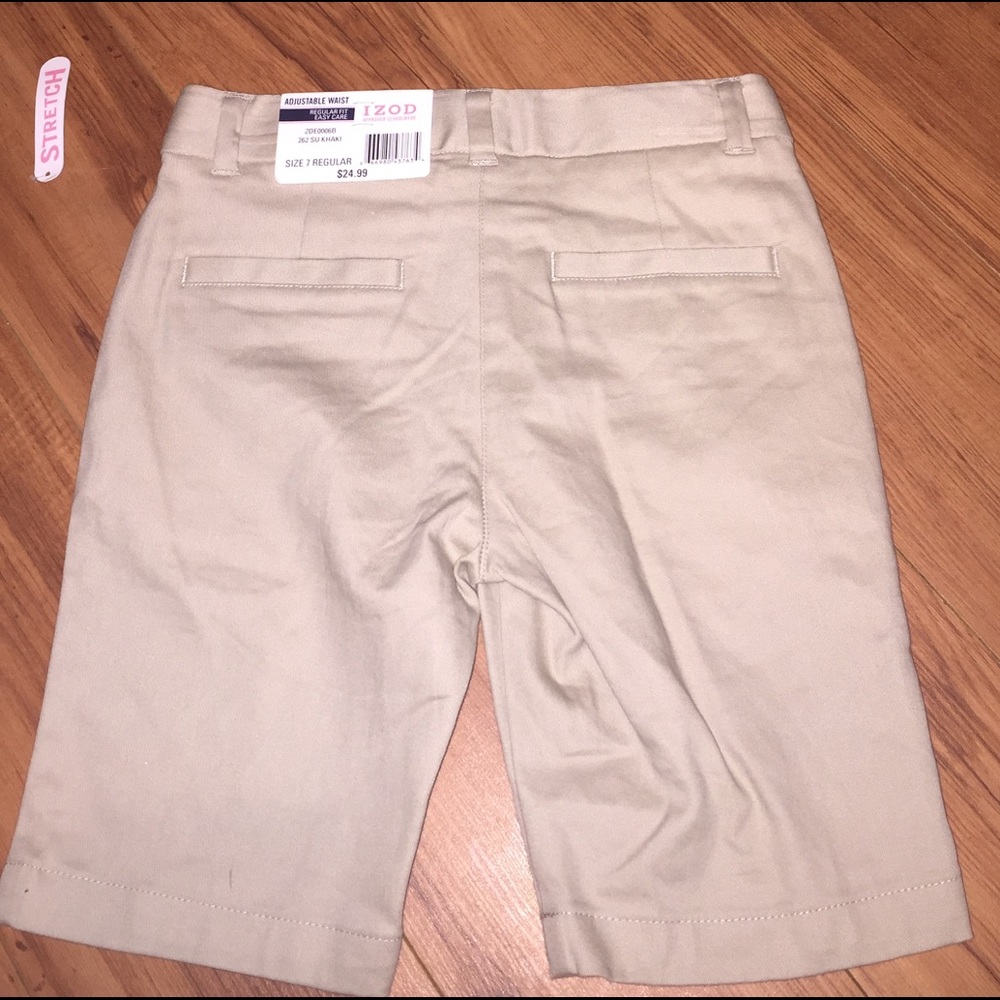 Izod School Khaki Bermuda shorts 7 r girls Adjusts